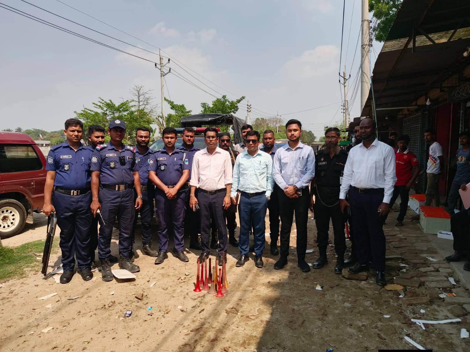 কুষ্টিয়ায় শব্দ দূষণ বিরোধী অভিযান: ৬ হাজার টাকা জরিমানা ও ১০টি হর্ন জব্দ