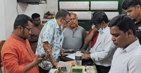 অতিরিক্ত দামে গ্যাস বিক্রি: কুষ্টিয়ায় দুই প্রতিষ্ঠানকে ১ লাখ ৫ হাজার টাকা জরিমানা ​