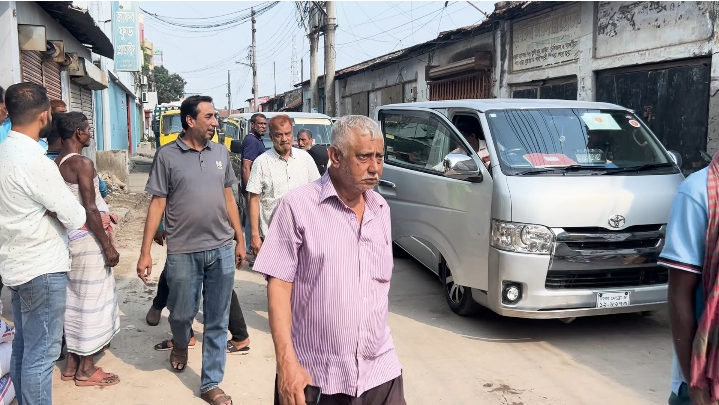 কুষ্টিয়ায় ভোজ্য তেল মজুদের অপরাধে ১ লাখ টাকা জরিমানা