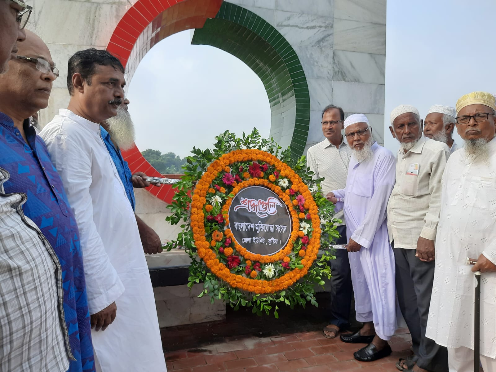 কুষ্টিয়ার বংশীতলায় বিনম্র শ্রদ্ধায় ঐতিহাসিক ‘রণাঙ্গন দিবস’ পালিত
