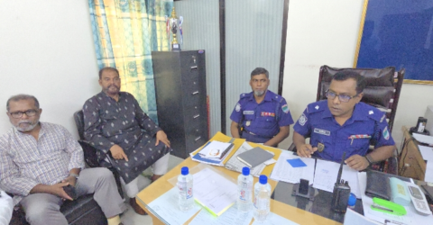 শারদীয় দুর্গাপূজা, লালন স্মরণোৎসব ও কমিউনিটি পুলিশিং গতিশীল করতে কুষ্টিয়া মডেল থানায় মতবিনিময় সভা
